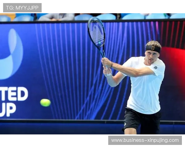 网球赛场激烈对决精彩纷呈顶尖选手争夺冠军