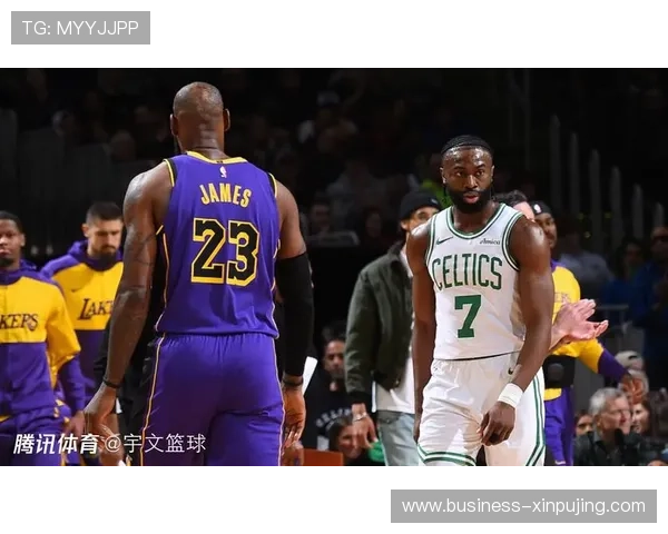 詹姆斯伤退湖人输掉关键战季后赛前景堪忧勇士稳固排名助力冠军之路